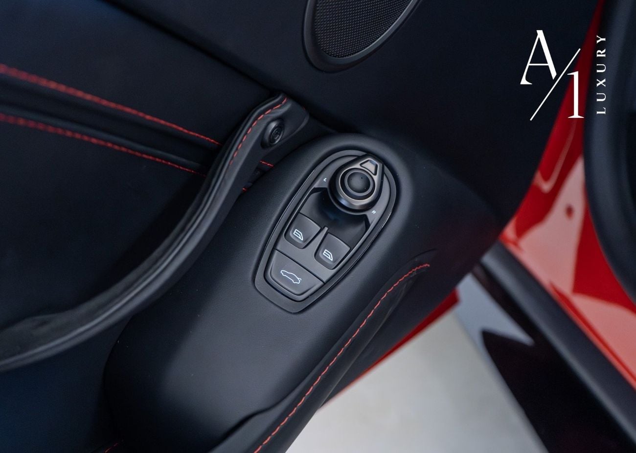 Aston Martin Vantage Std 4.0L 2022 Aston Martin Vantage, With Warranty  Service Contract, Fully Loaded, GCC Spec