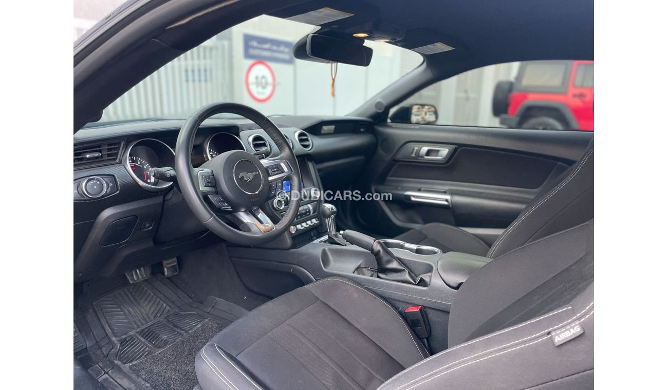 فورد موستانج Canadian importer