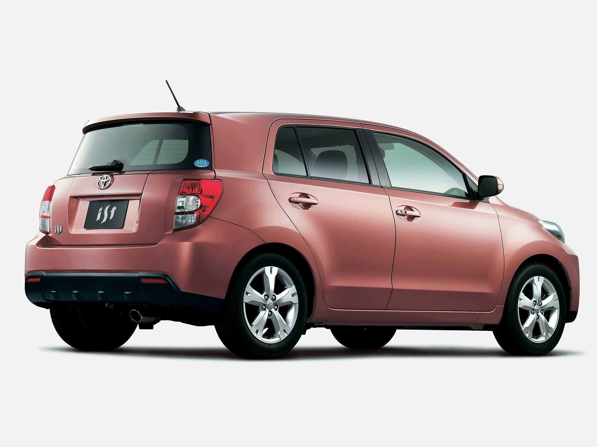 Toyota IST exterior - Rear Left Angled