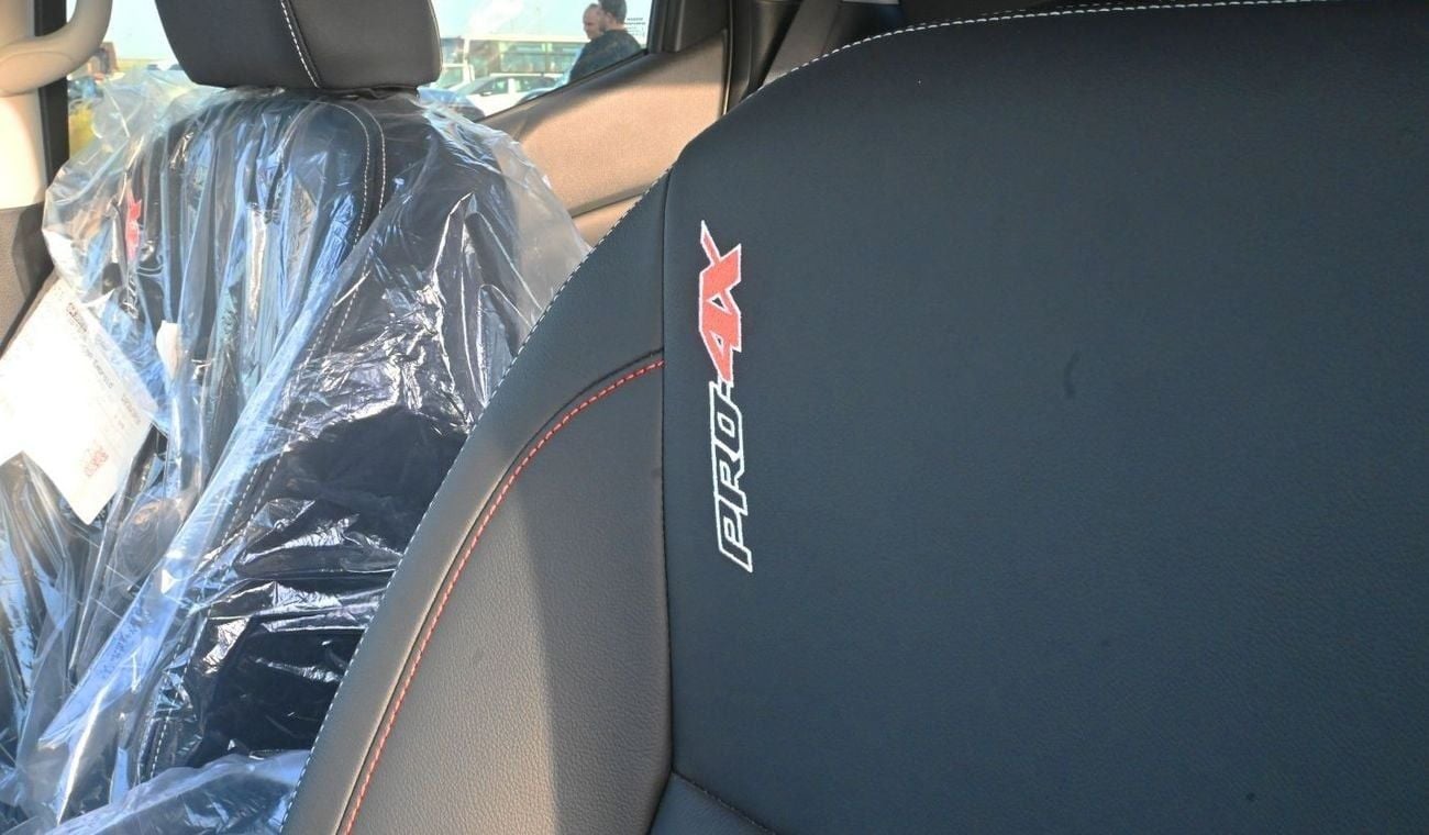 نيسان نافارا Nissan Navara 2025 2.5L Diesel