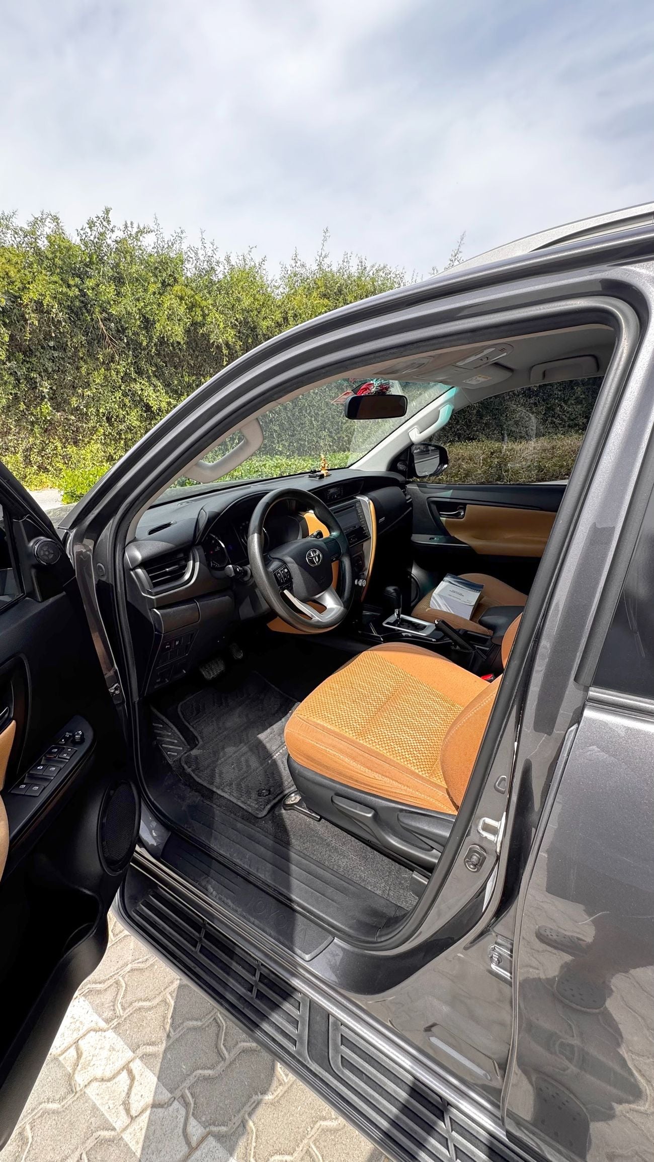 Toyota Fortuner EXR 2.7L 4WD