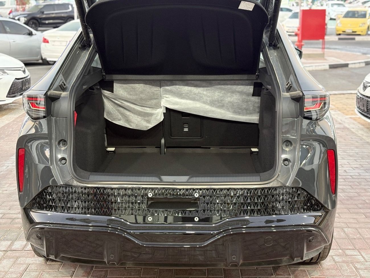 فولكس واجن ID.Unyx