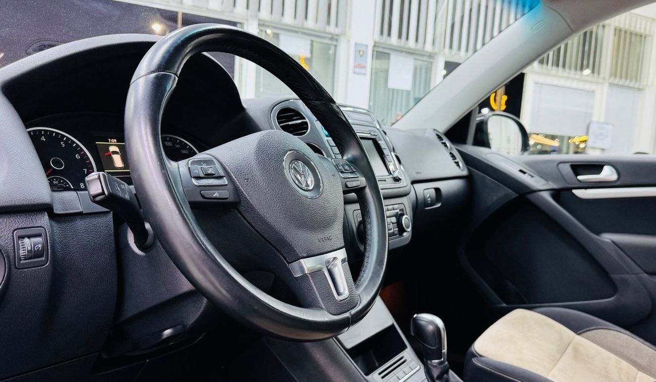 Volkswagen Tiguan SE 2.0L