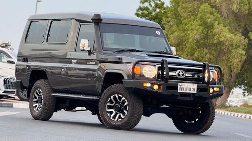 Toyota Land Cruiser HARDTOP | MANUAL TRANSMISSION | 7 SEATER | 4.5L DIESEL ENGINE | RHD