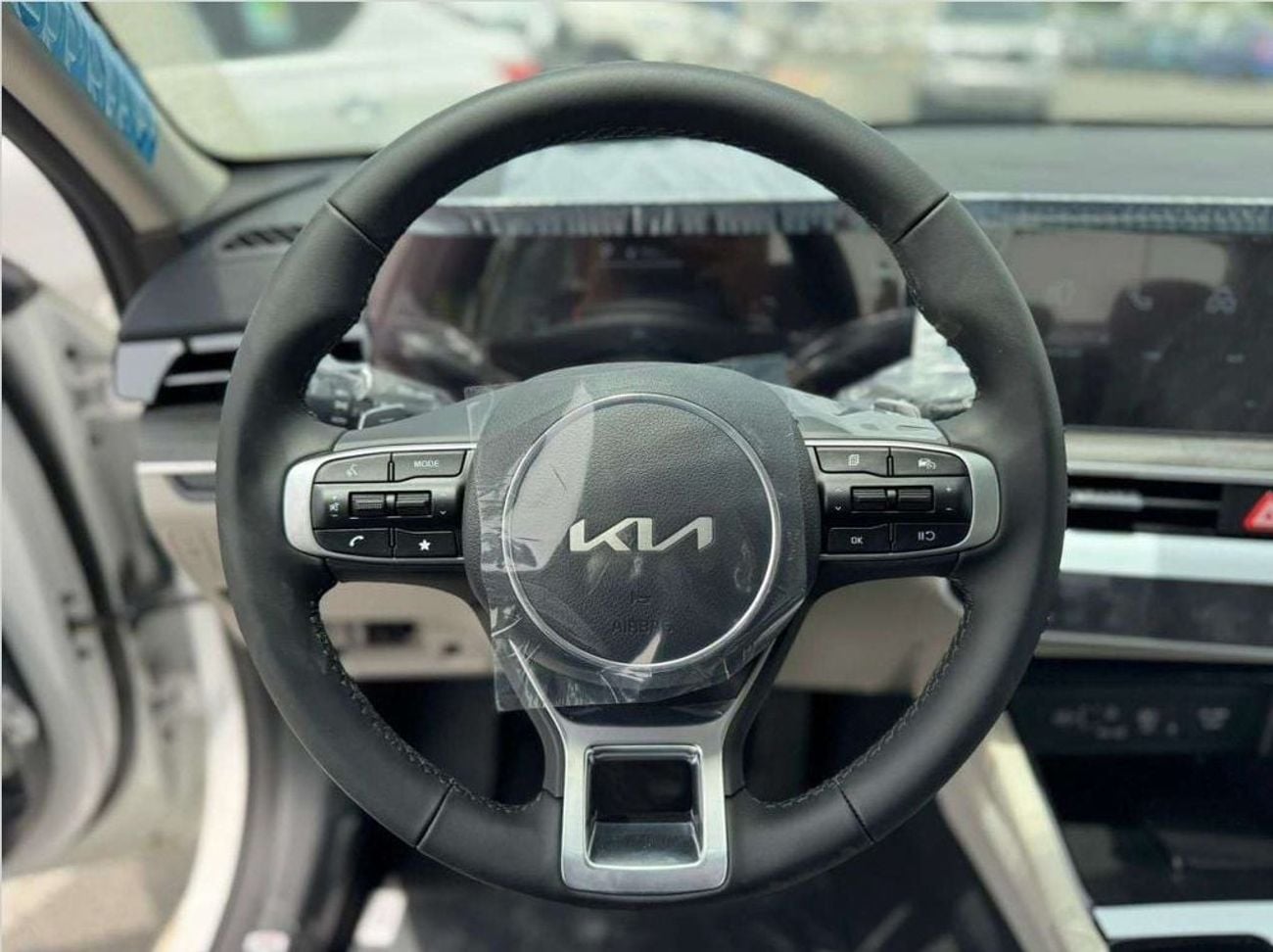 Kia K5 Kia K5 EX Kia K5 2.0L Hybrid | GCC | 2026 |