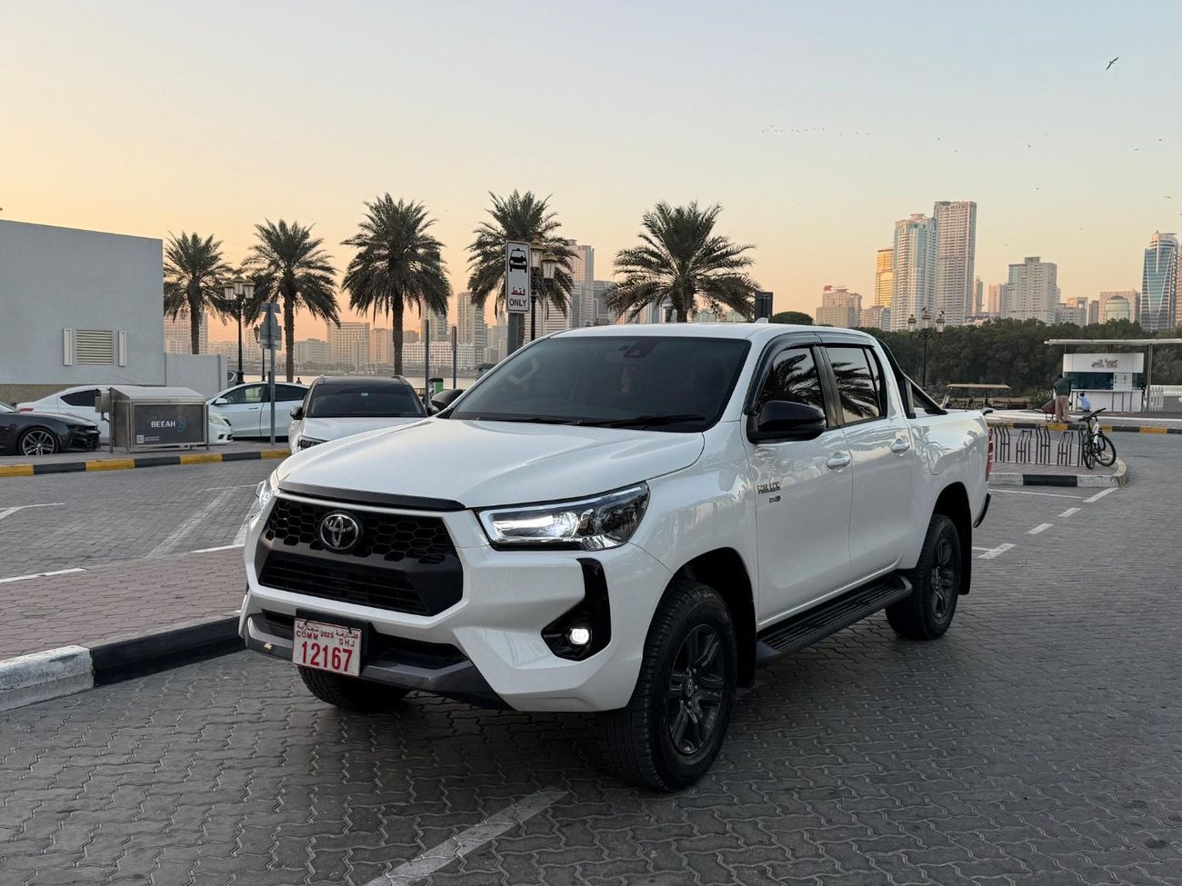 Toyota Hilux SR5 full option 4x4 top of the range export from Australia right hand drive