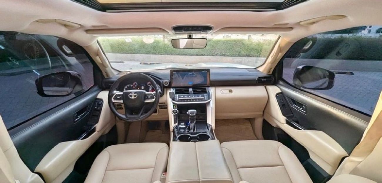 Toyota Land Cruiser GXR 2022 Model 3.3L Engine Full Option GCC Specification