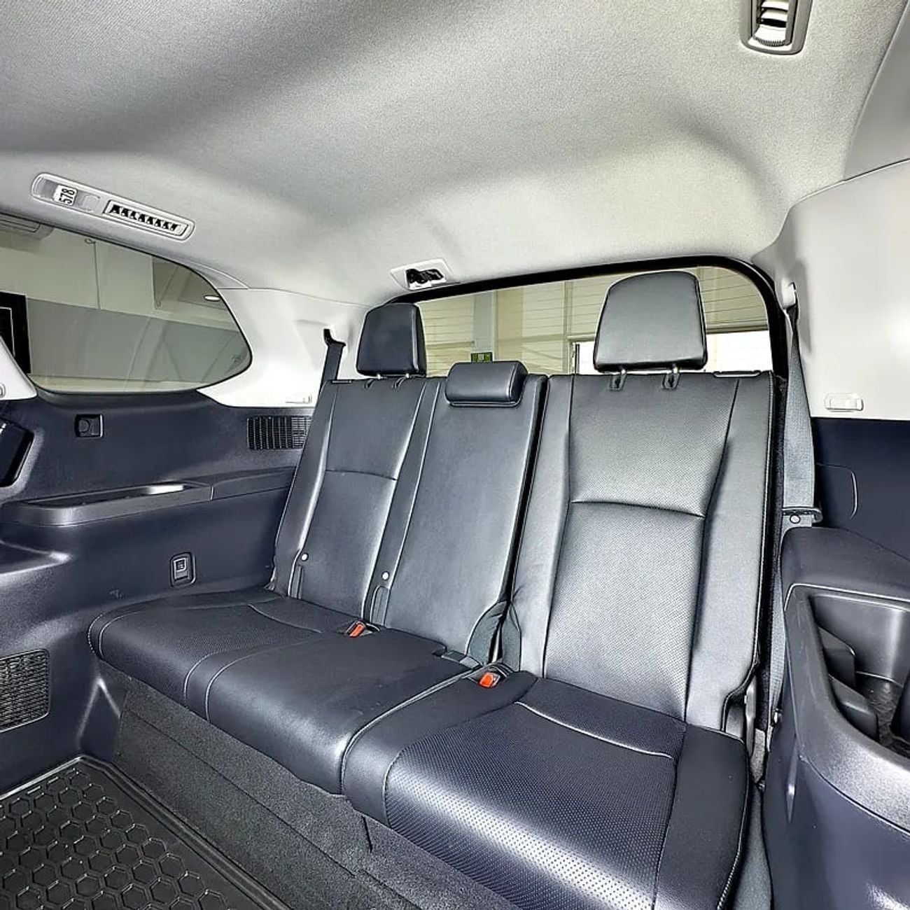 تويوتا جراند هايلاندر Limited hybrid