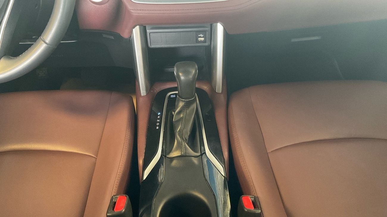 تويوتا كورولا كروس GLI | شامل الضمان | 0 ﺪﻔﻋﺓ ﺃﻮﻟﻯ