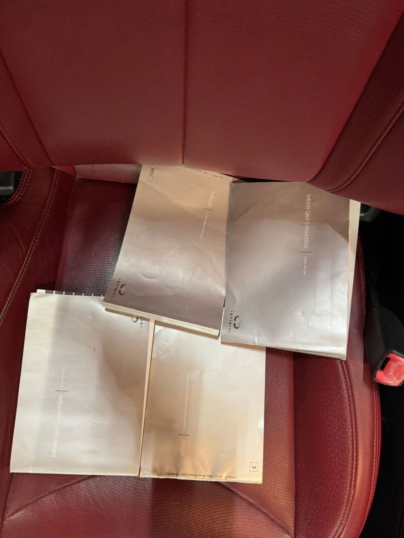 إنفينيتي Q60 Luxury Sport 3.7L Convertible