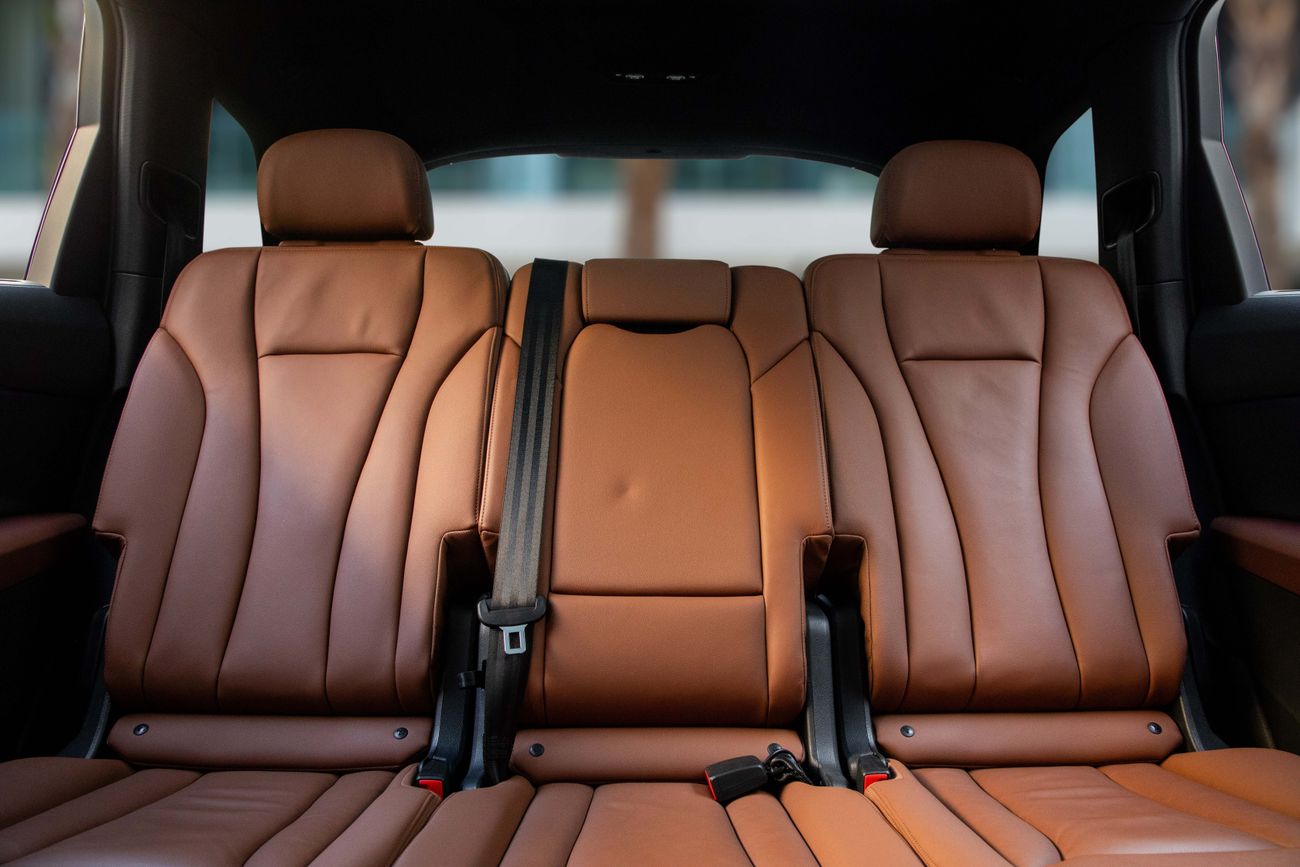 أودي Q7 Q7 45 TFSI Quattro | 4,407 P.M | 0% Downpayment | AUDI WARRANTY & SERVICE PACK!