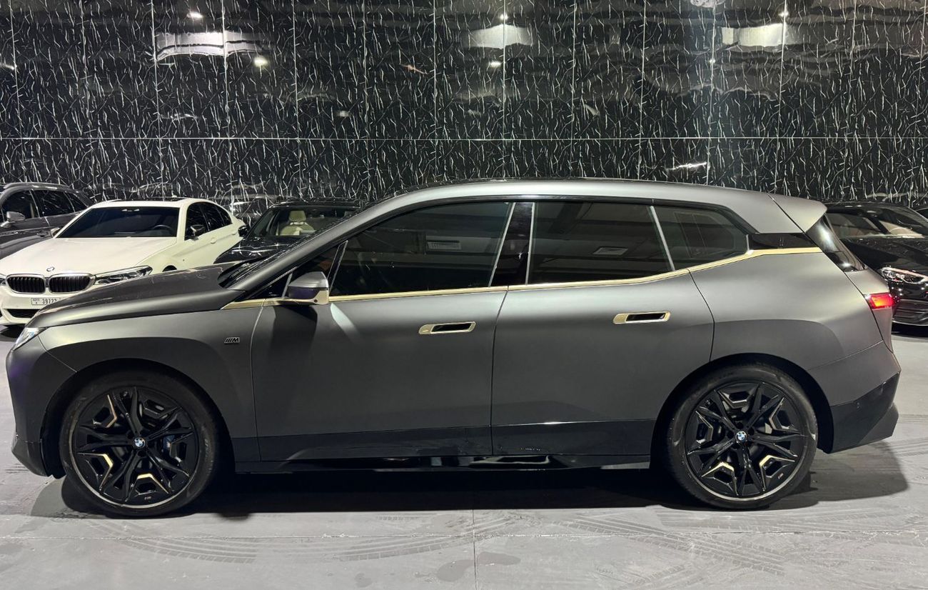 BMW iX M60 2023 BMW iX, 2030 BMW Warranty, 2031 BMW Service Pack, Fully Loaded, Very Low Kms, GCC