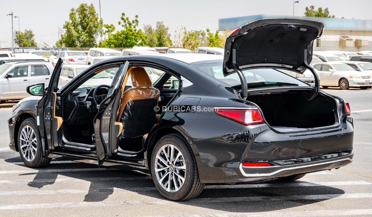 لكزس ES 250 17" ALLOY, 10 SPEAKER PIONEER, 8" TOUCH DISPLAY, SUNROOF, REAR CAM, LEATHER SEATS