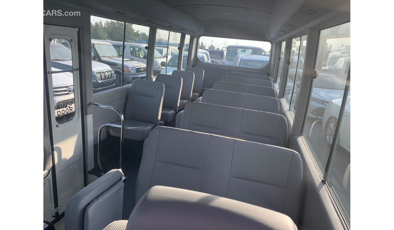 Toyota Coaster 30 SEATS