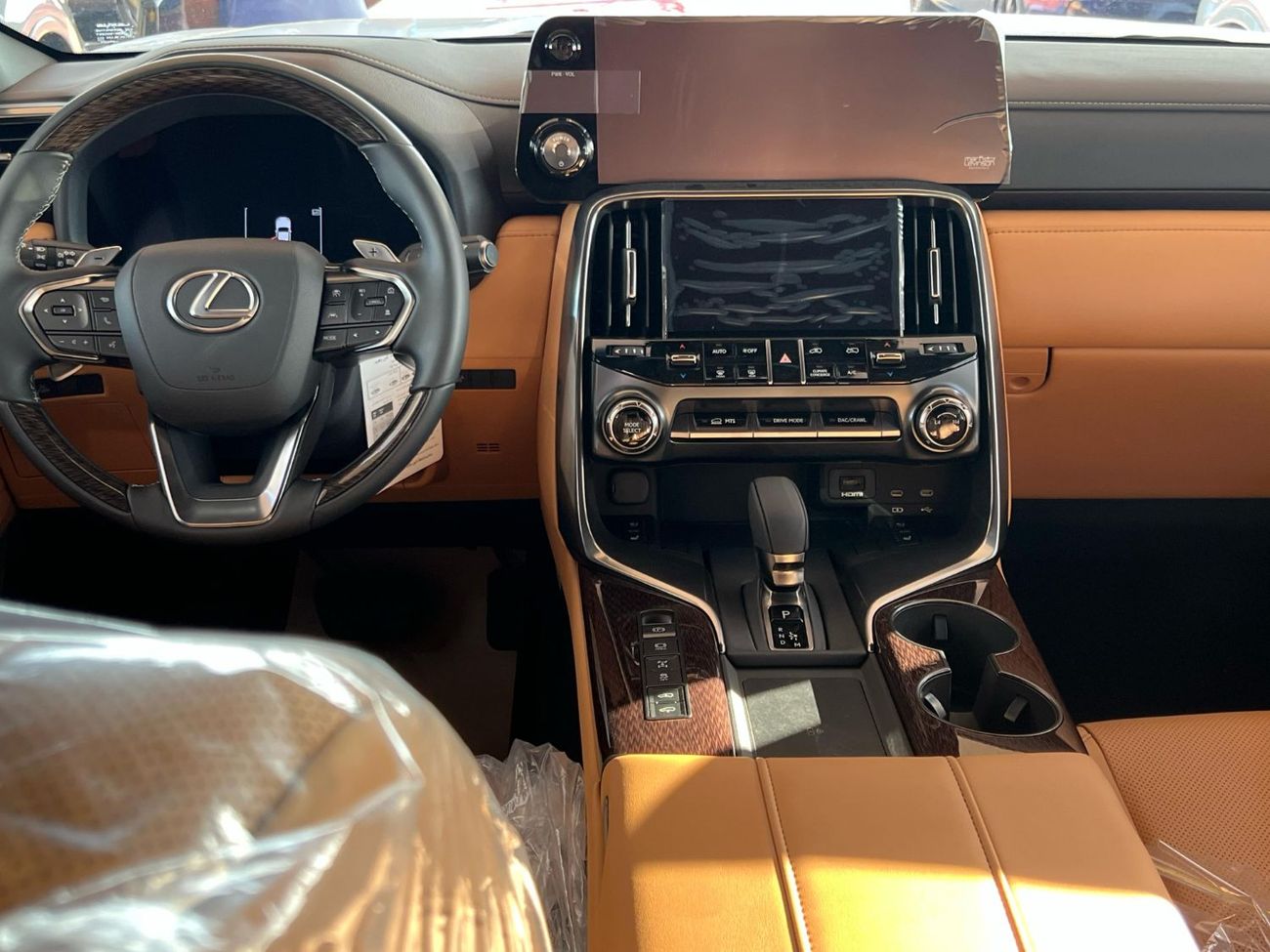 Lexus LX 700h LEXUS LX 700h -  MODEL 2025 -GCC