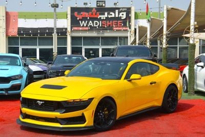 Ford Mustang EcoBoost 2.3L Coupe A/T BEAUTIFUL YELLOW MUSTANG