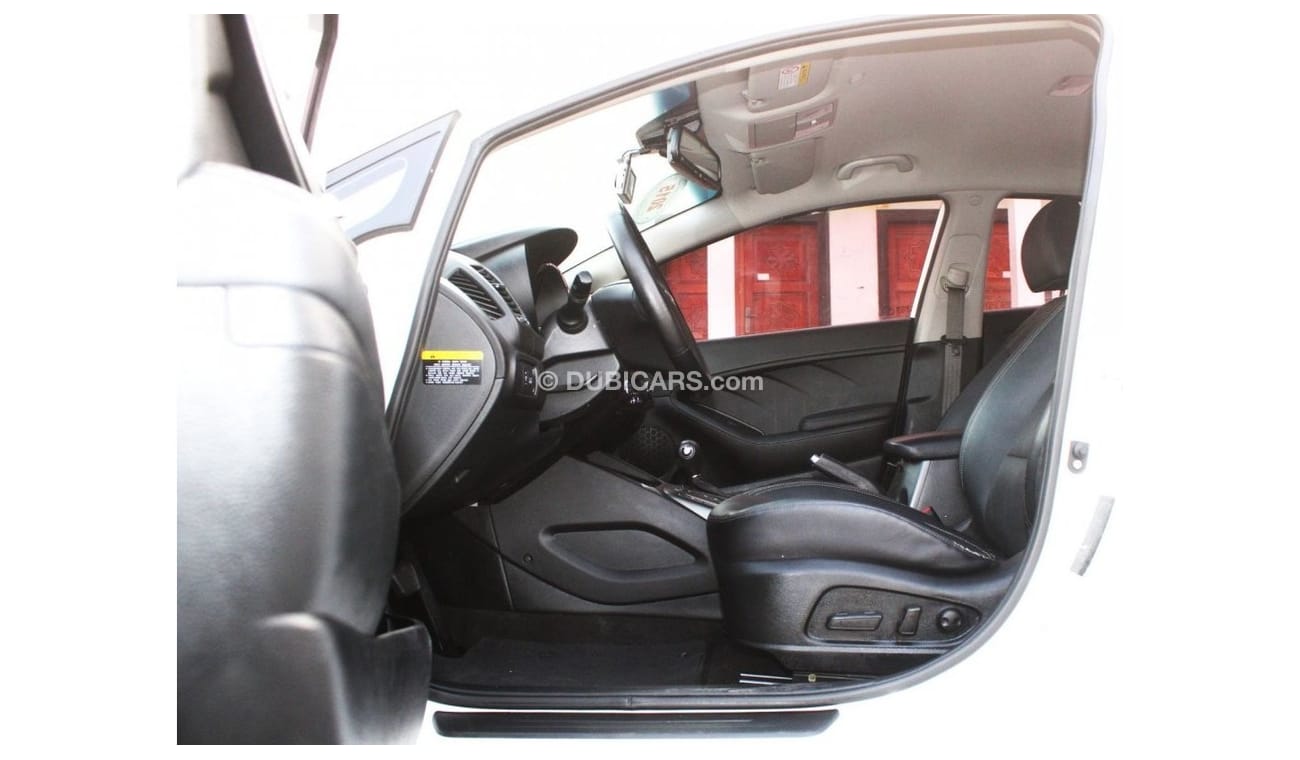 Kia K3 Kia Cerato 2015, imported from Korea, in excellent condition