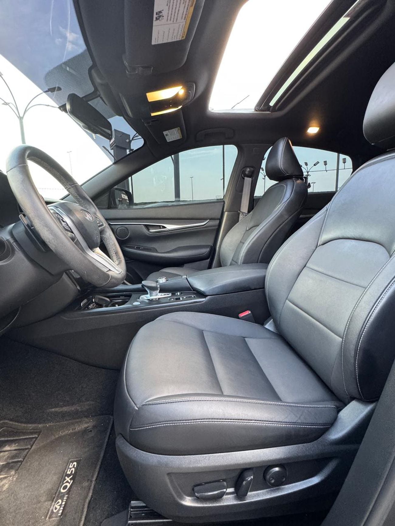 إنفينيتي QX55 2.0T Luxe (AWD)