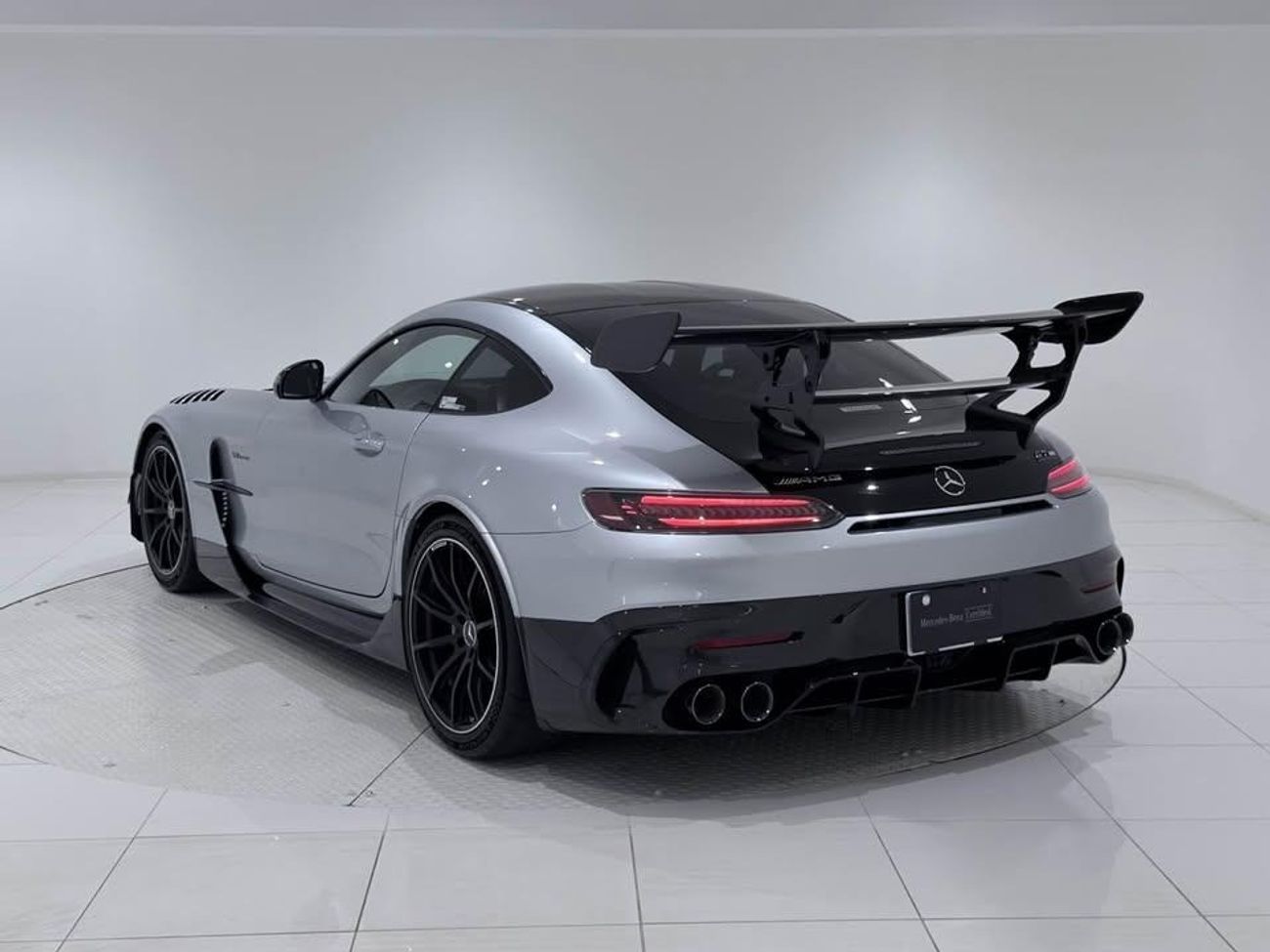 Mercedes-Benz AMG GT Black Edition