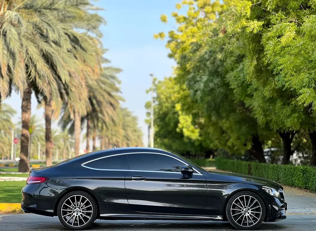 Mercedes Benz C300 C300 Coupe , GCC Specs