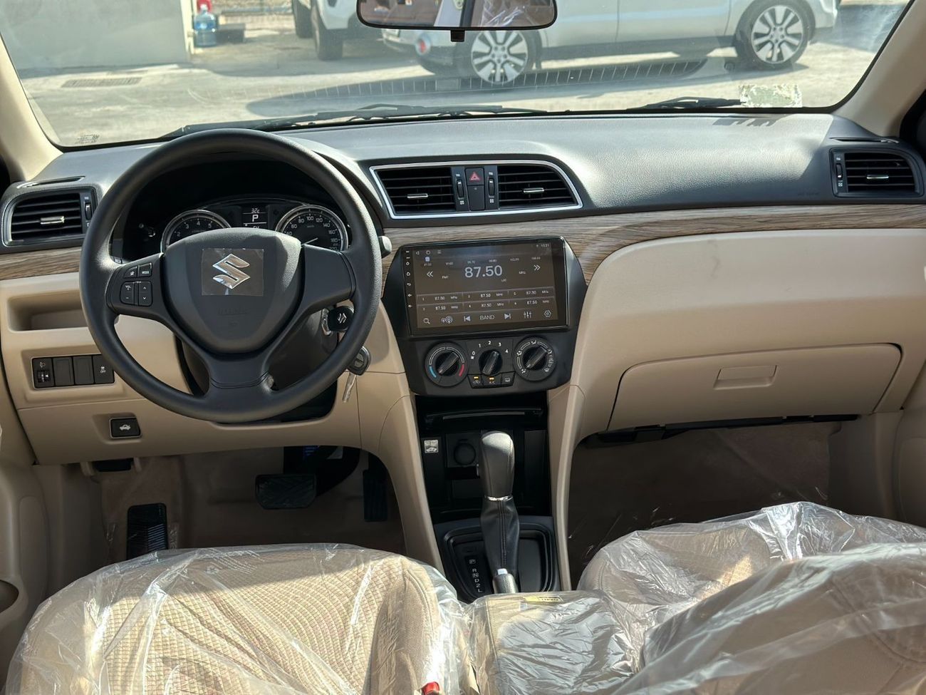 سوزوكي سياز Suzuki Ciaz GLX  2025