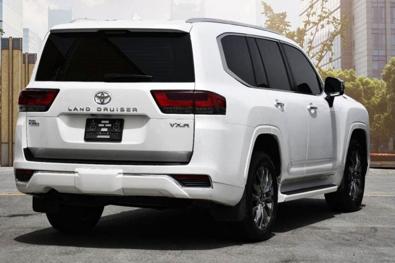 تويوتا لاند كروزر 3.5L VXR TWIN TURBO, LEATHER SEATS, MEMORY SEATS, SUNROOF, GCC SPECS, FOR UAE AND EXPORT, MODEL 2024