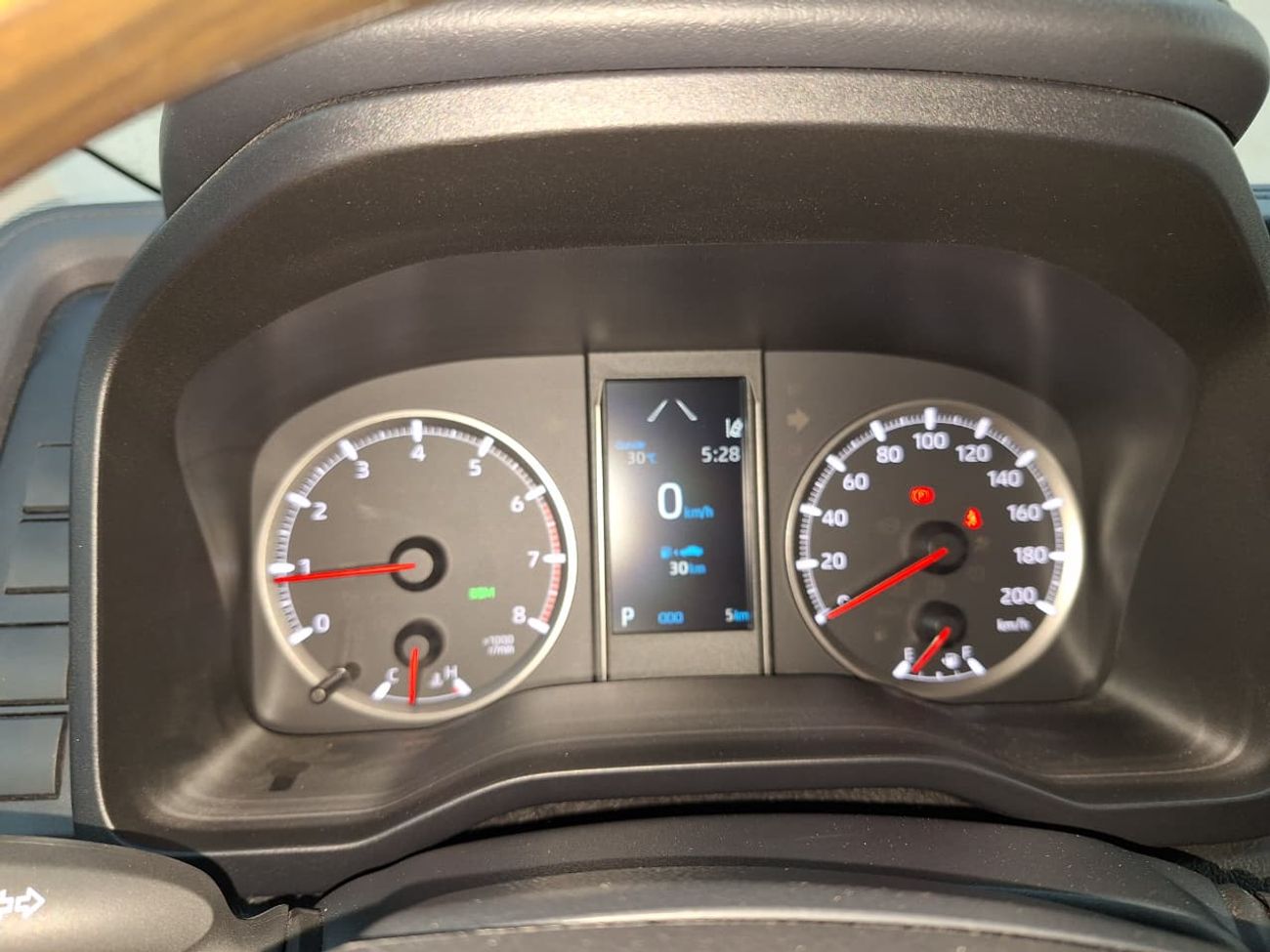 تويوتا جرافينا NEW TOYOTA GRANVIA 3.5L PREMIUM A/T 2025