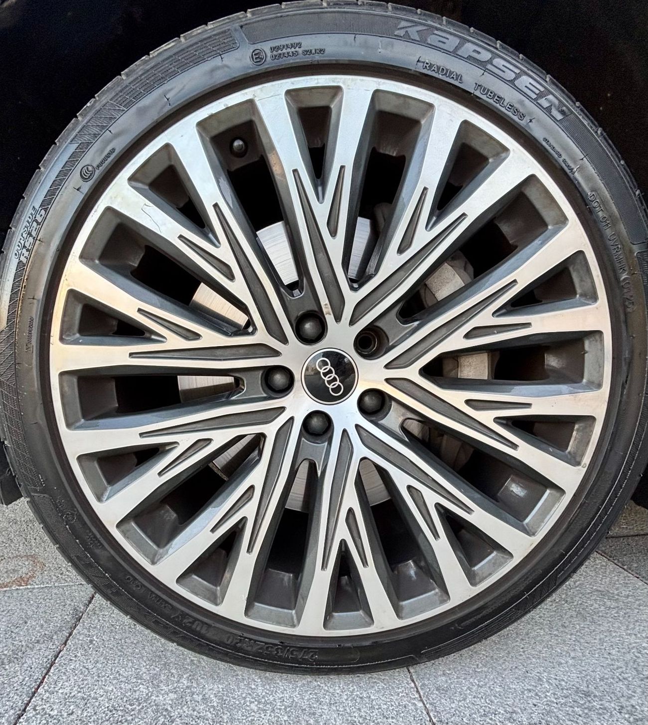 Audi A8 L 55 TFSI quattro 3.0L (340 HP)