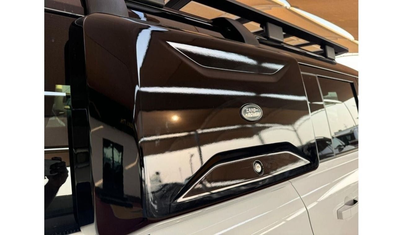لاند روفر ديفندر 2023 Land Rover Defender 130-P400- X Dynamic 3.0L