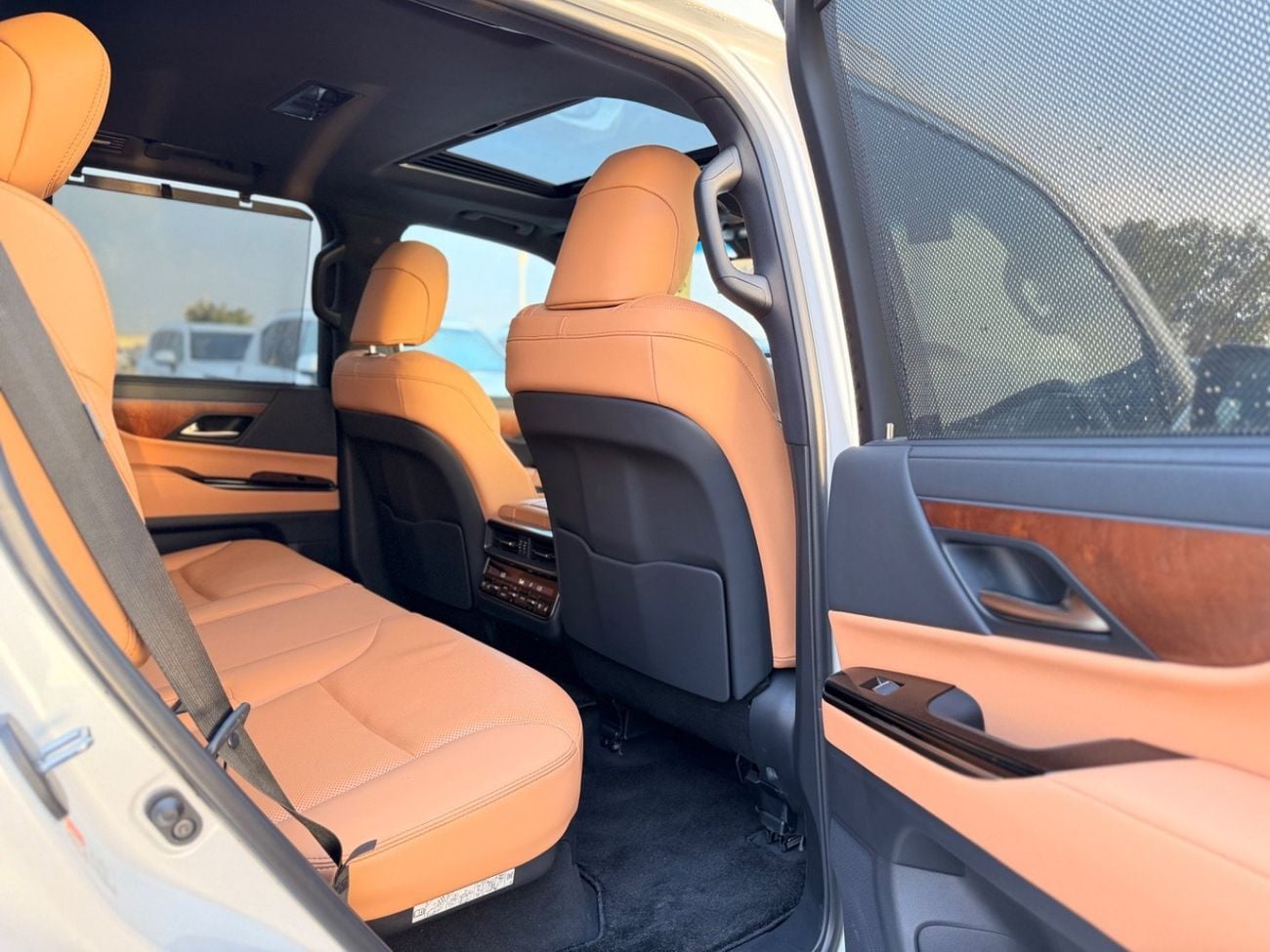 Lexus LX600 VIP