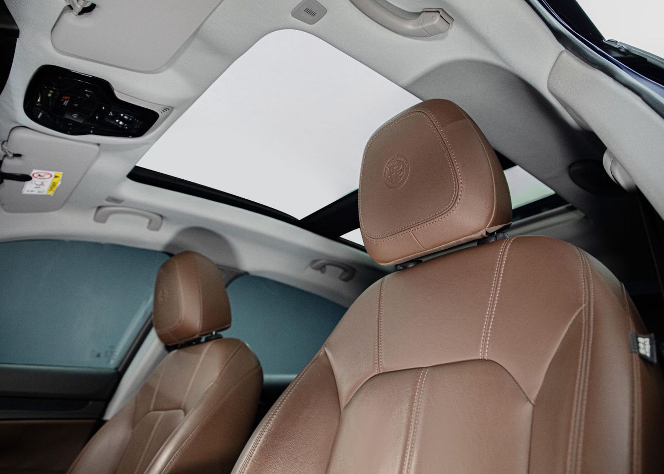 Alfa Romeo Stelvio Super 2.0L 1,650x60 • 20% DP • 2020 Alfa Romeo Stelvio Q4 • Warranty Available • GCC •