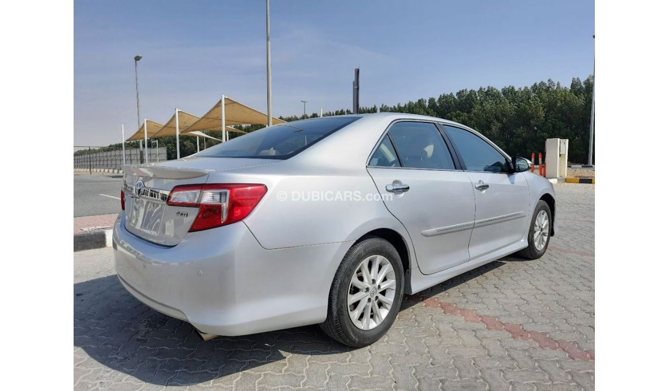Toyota Camry Toyota camery 2012 gcc SE+ very celen car