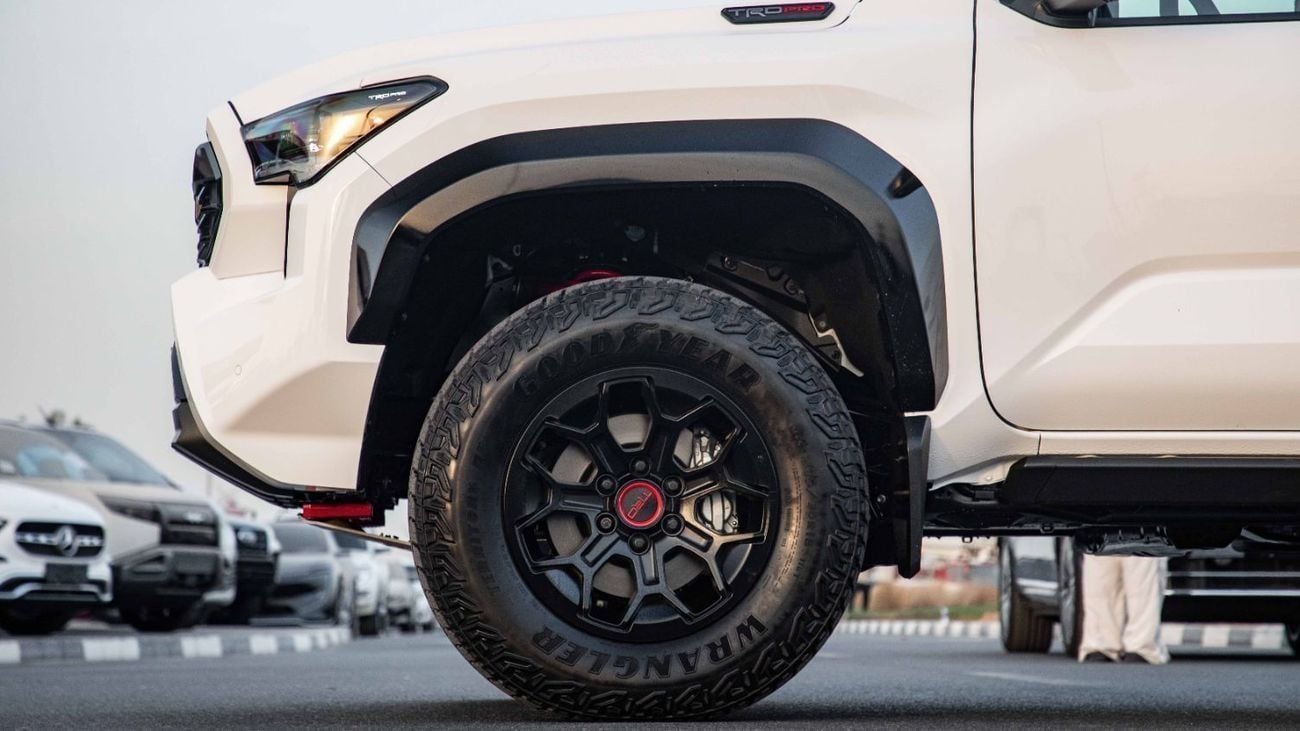 تويوتا تاكوما 2.4L TRD PRO i-FORCE MAX Turbo Hybrid | 2025 | For Local Registration +10%