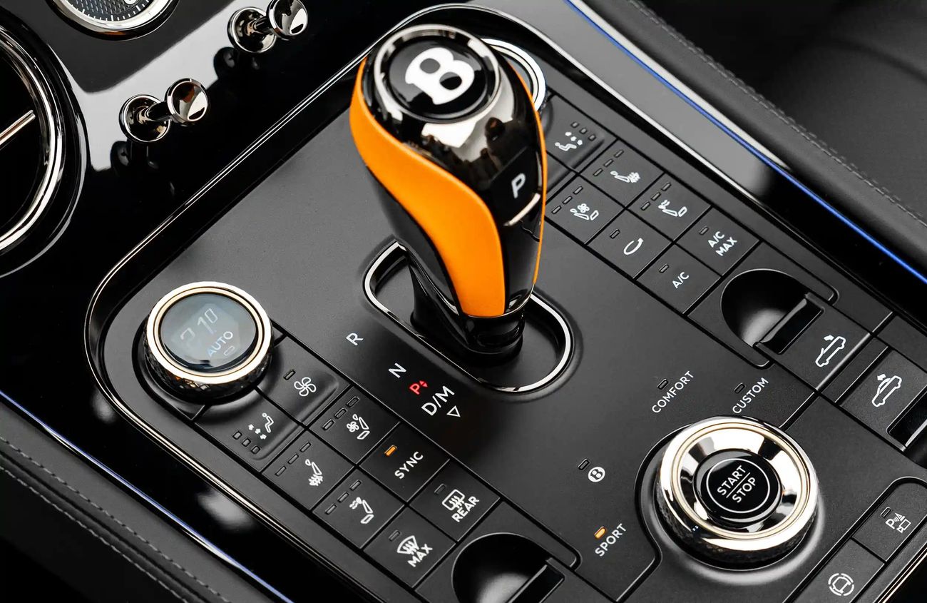 بنتلي كونتيننتال 4.0 V8 TFSi Engine + eMotors