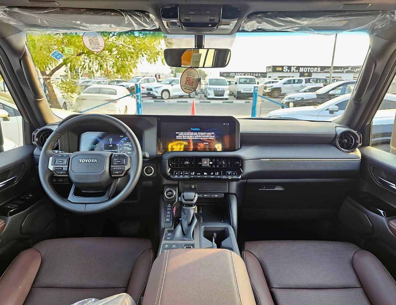 Toyota Prado ADVENTURE WITH COMPRESSOR /2.8L V4 DIESEL/DRIVER POWER WITH LEATHER SEATS/AUTO A/C (CODE#P28ADV3B)