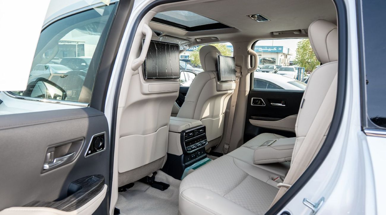 Toyota Land Cruiser ECT0114 - Toyota LC300 VXR  - 3.5L Hybrid Auto White with Beige 2025