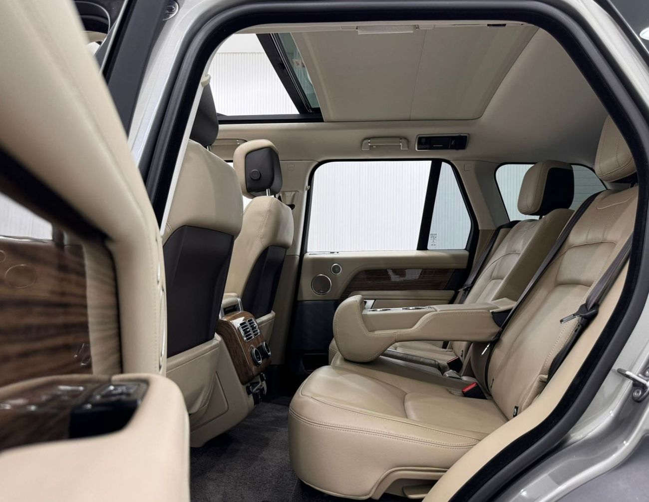 لاند روفر رينج روفر 2019 Range Rover Vogue HSE V6, Warranty, Full Range Rover Service History, Full Options, GCC