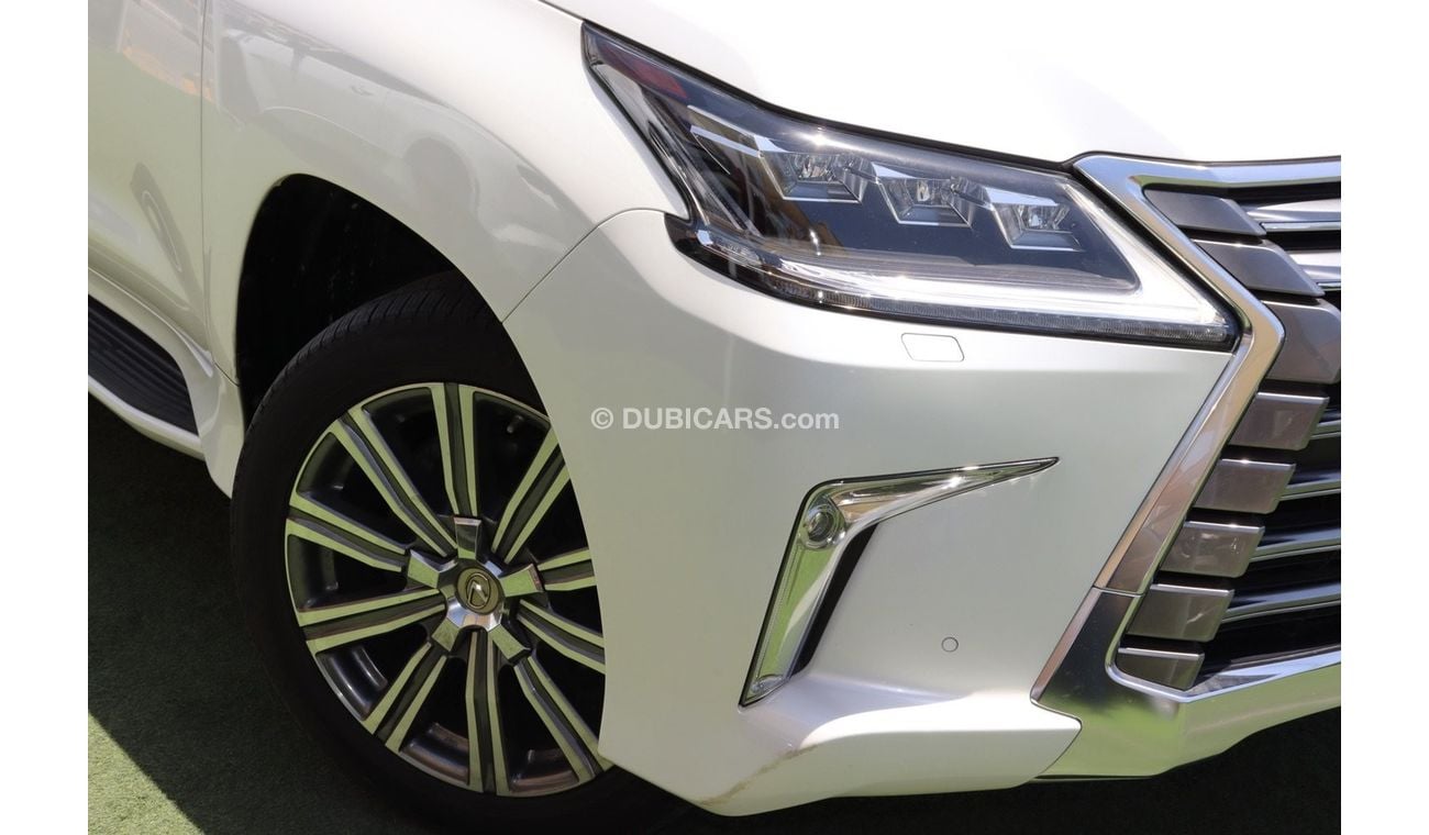 لكزس LX 570 Lexus LX570 Platinum / Canadian / 2017 / Low KM
