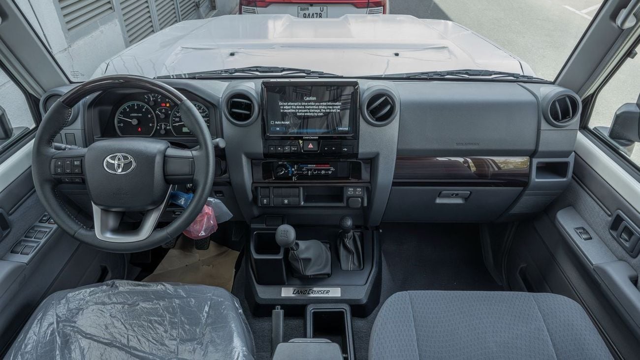 Toyota Land Cruiser 76 TOYOTA LANDCRUISER76 HARDTOP 2.8 MT LX LOW -2026YM