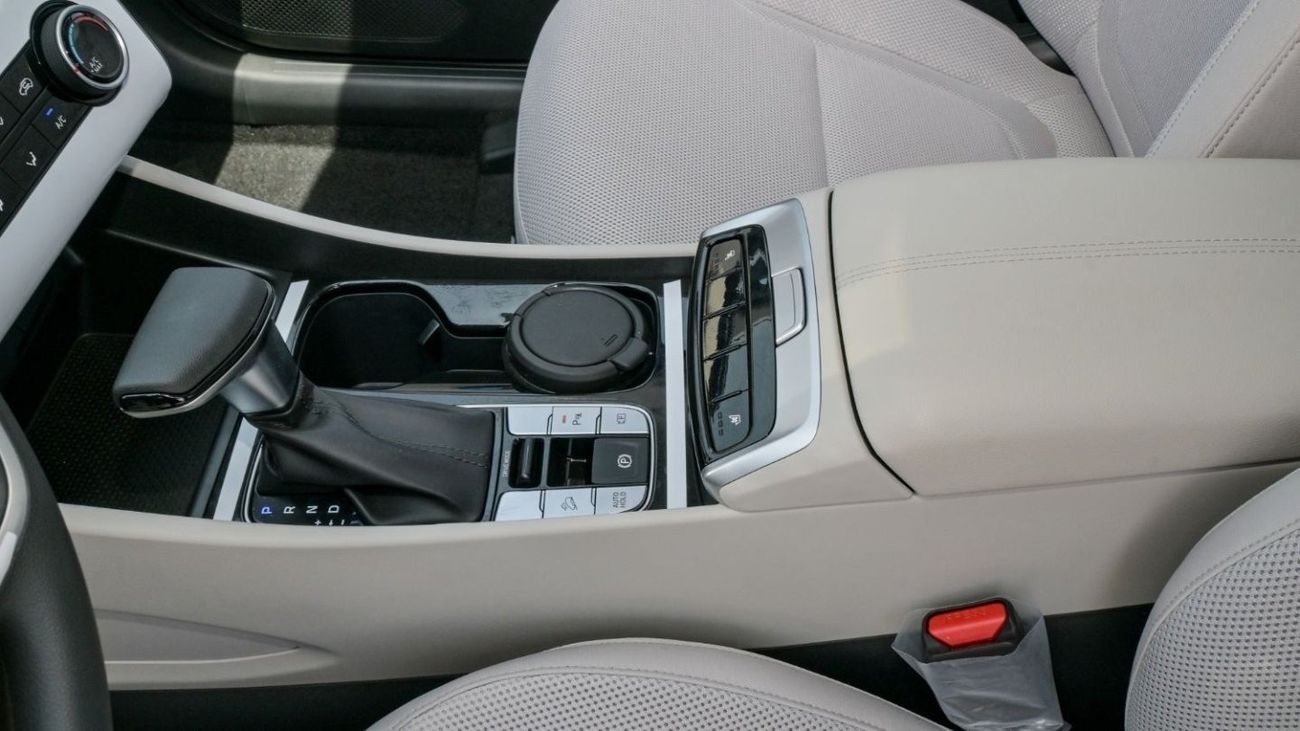 هيونداي توسون Hyundai Tucson GL 2.0L AT 2WD - White - 2024 (Export)