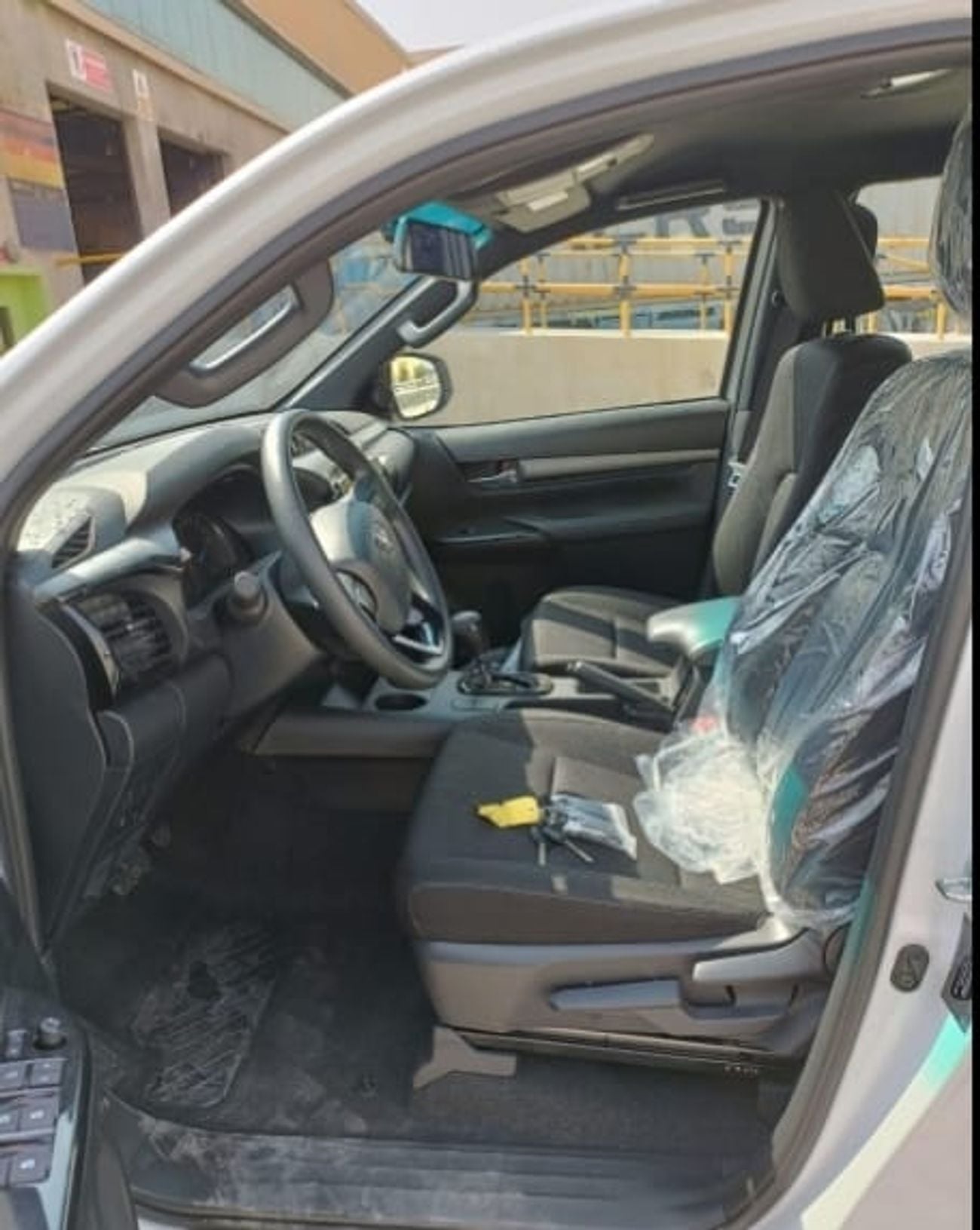 Toyota Hilux Adventure 4.0L DC 4.0L ADVENTURE AUTOMATIC TRANSMISSION ( FOR RE-EXPORT ONLY )