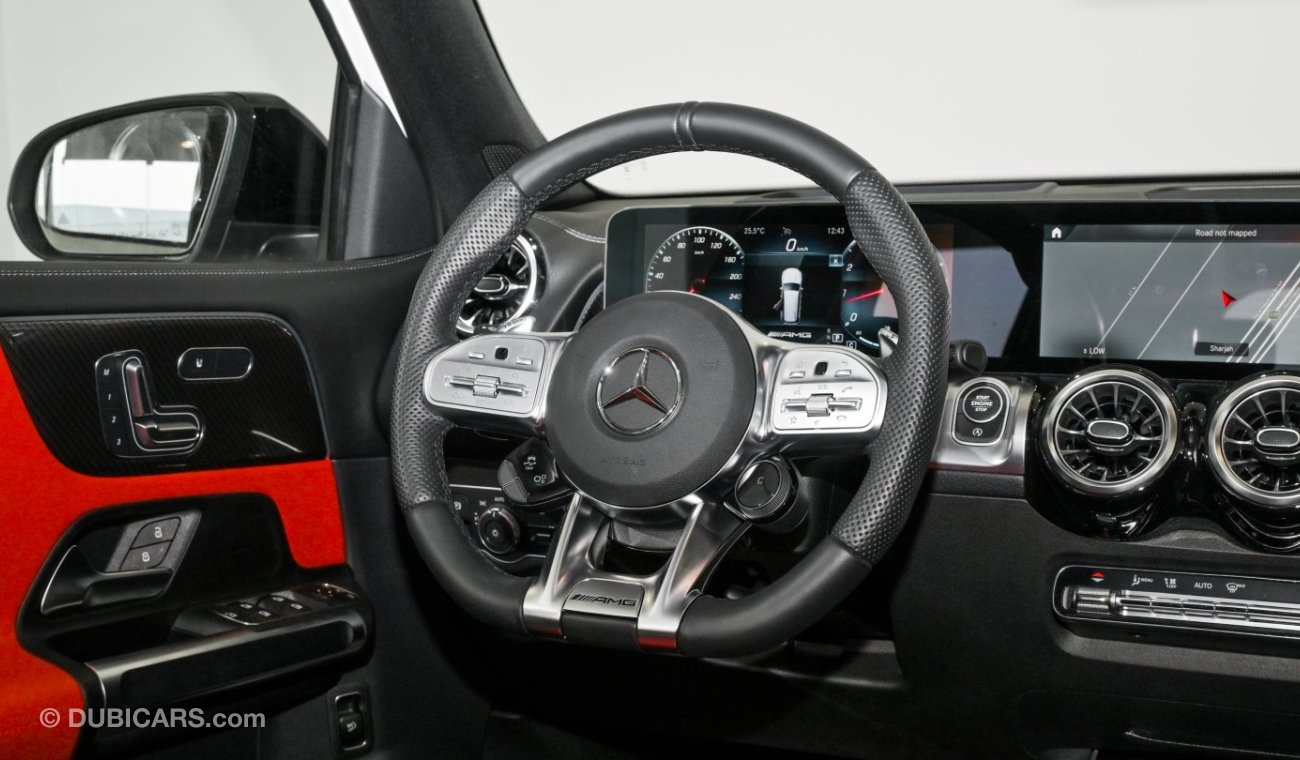 Mercedes-Benz GLB 35 4M AMG / Reference: VSB 32943 Certified Pre-Owned with up to 5 YRS SERVICE PACKAGE!!!