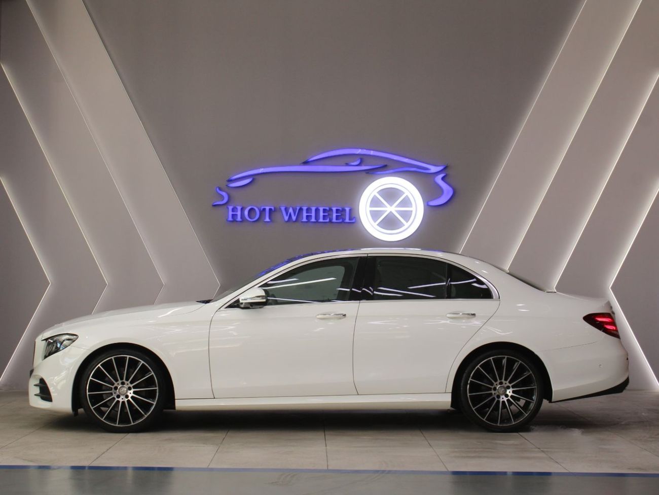 مرسيدس بنز E200 | Fully Loaded