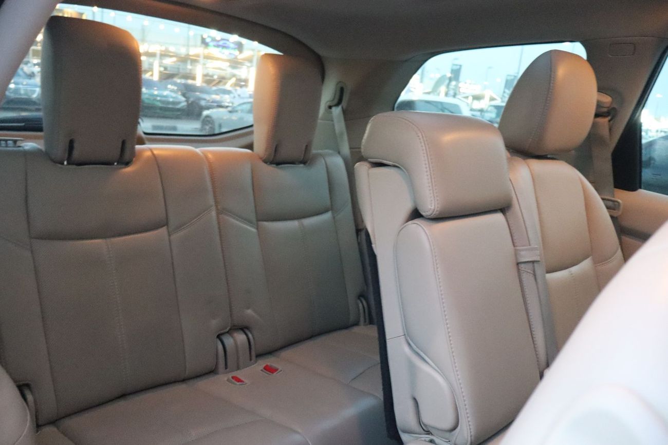 Nissan Pathfinder SL 3.5L (260 HP) 4WD