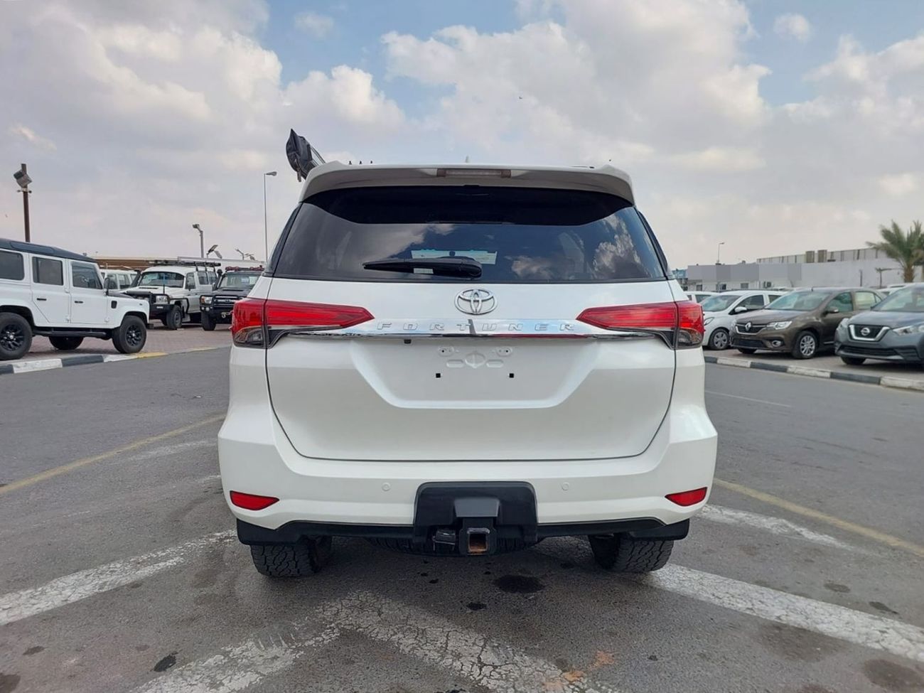 Toyota Fortuner TOYOTA FORTUNER SUV RHD 2019 MODEL 2.8 L DIESEL AUTOMATIC(PM10081)