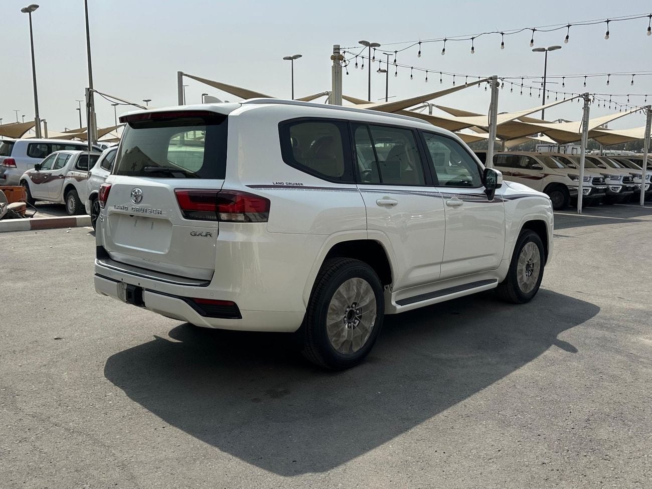 تويوتا لاند كروزر GXR3 3.3L