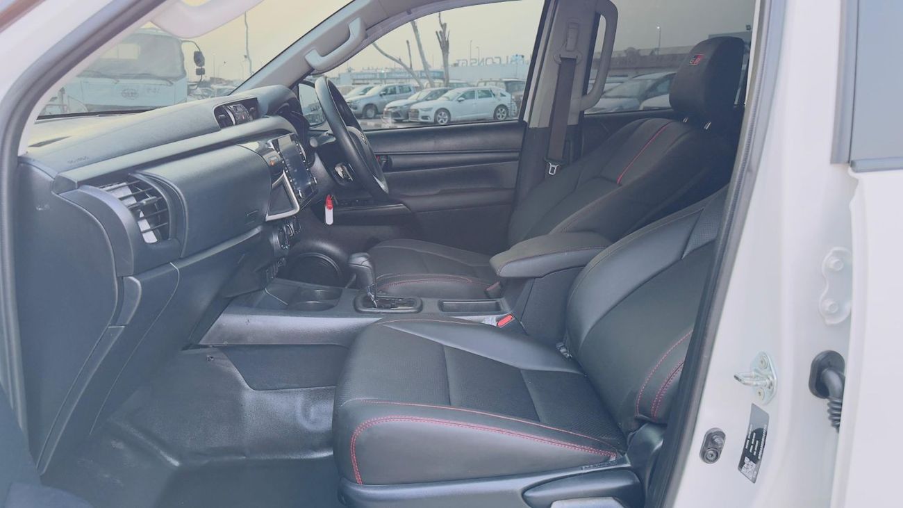 تويوتا هيلوكس -