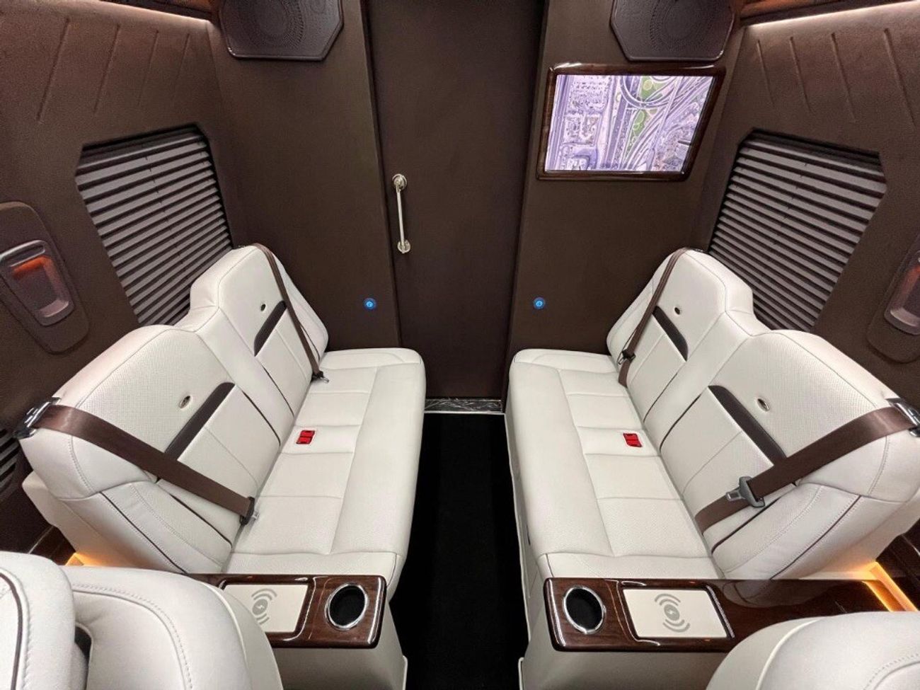 مرسيدس بنز سبرينتر 2024 VVIP MERCEDES SPRINTER with Extra AC, VB Rear Air Suspension and Toilet with Warranty