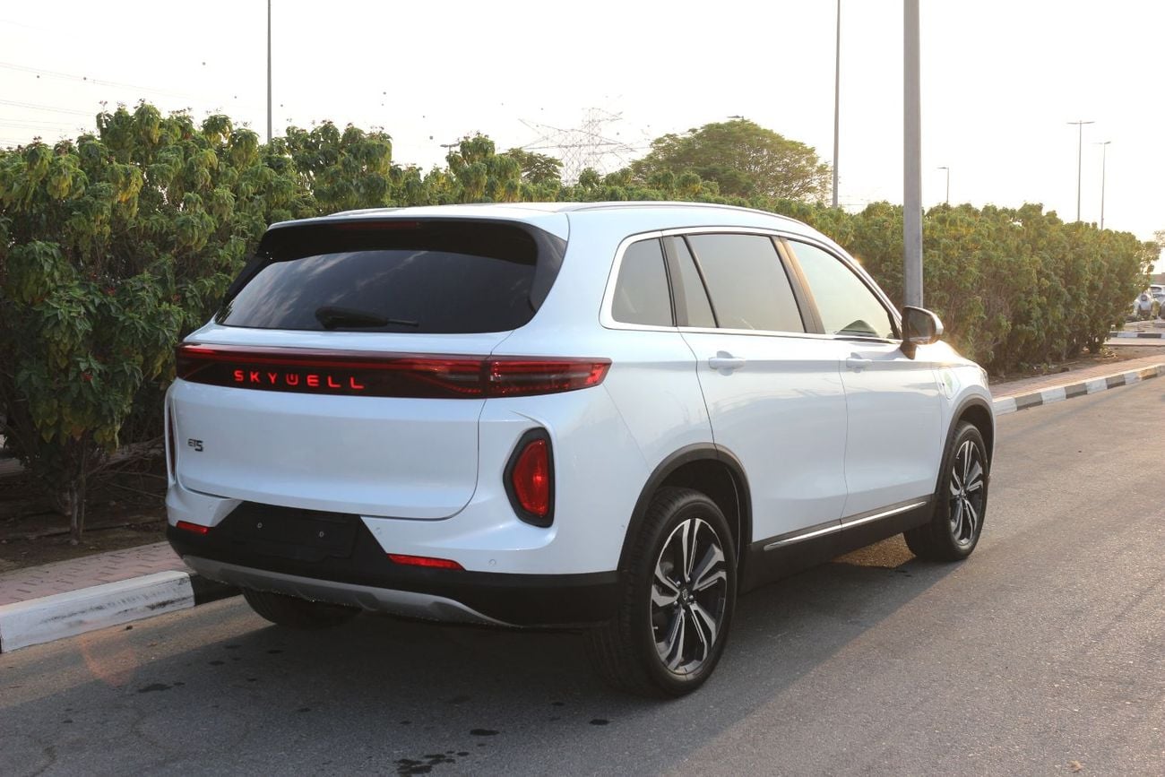 سكاي ول ET5 COMFORT FULL ELECTRIC 2023 BRAND NEW GULF SPACE 3 YEAR WARRANTY