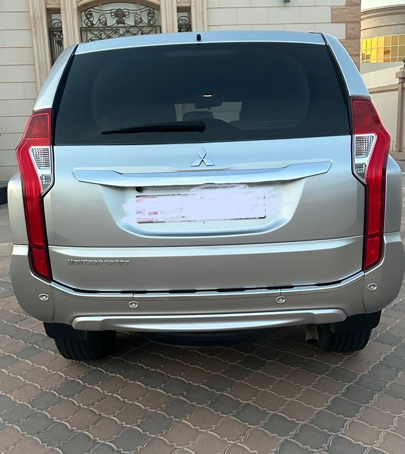 Mitsubishi Montero Sport